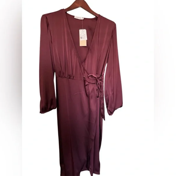 NWT JustFab Rich Burgundy Dress Size XL - Picture 1 of 4